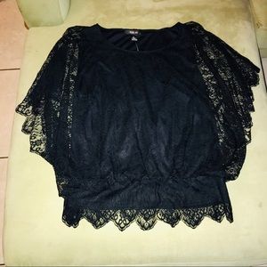 2/20 Style & CO NWT Lace Batwing Blouse